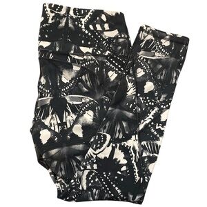 Black and White Butterfly Print Workout xxl Leggings 2XL very soft 2X women’s